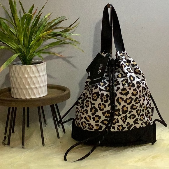 Converse Handbags - NWT Converse Leopard Print Bucket Bag with Thick Strawstring Cord